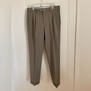 Roundtree & Yorke TravelSmart dress pants 34x32
